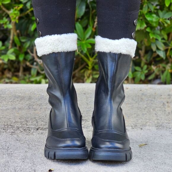 COPY Women's Sherpa Faux Fur Ankle Boot Black Color - Picture 3 of 6